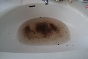 洗面所排水詰まり